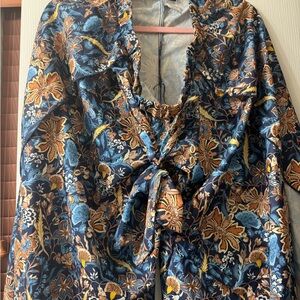 SHEIN Navy Floral Tie-Front Satin Top with Gold Accents